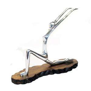 Statue abstraite moderne en métal aluminium lapin élégant pour intérieurs de luxe moulage personnalisé pour décoration intérieure Table de bureau - Product Image 4