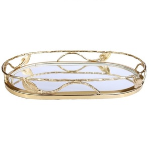 Plateau de service en bois haut de gamme avec poignée dorée décor de table de fête de mariage vaisselle plateaux de service alimentaire fabriqués à la main - Product Image 5