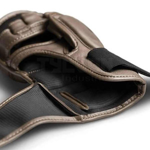 Los guantes de combate de MMA permiten ajustes rápidos y fáciles para sesiones de entrenamiento sin complicaciones con guantes de combate de MMA - Product Image 6