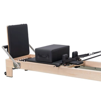 Equipo de Pilates Reformer en Oferta, para Ejercicio en Casa, de Roble Natural, con Herrajes Duraderos, Plataforma Acolchada y Resistencia Flexible
