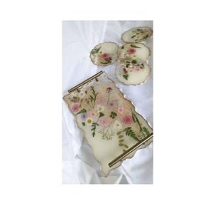 Durable handmade <b>resin</b> trays with metal handle for stylish <b>coffee</b> <b>table</b> centerpiece multifunctional serving decor items - Product Image 6