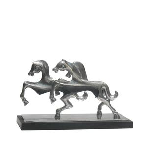 Decoración moderna para el hogar Escultura abstracta de metal de aluminio única Estatua de mesa elegante para interiores de oficina de lujo Opciones de impresión personalizadas - Product Image 2