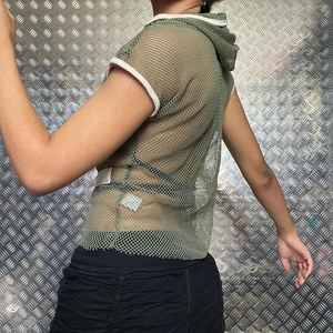 Men's 100% Polyester Zipper Waterproof Hoodie <b>Long</b> <b>Sleeve</b> <b>Fishnet</b> <b>Top</b> with Adjustable <b>Fishnet</b> Hood and Knitted Collar - Product Image 2