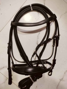 Bride Indorace en cuir durable avec ajustement réglable et équipement équestre d'entraînement et d'équitation confortable pour chevaux - Product Image 3