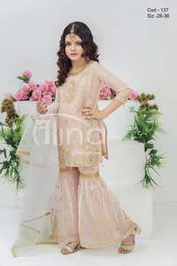 Robe fantaisie readymade pour enfants (pour filles) Robe en organza readymade de qualité d'exportation Robe pakistanaise respirante pour enfants - Product Image 2