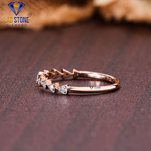 Lab-Stone Party Wear Anillo de diamantes 0,05 TDW Diamante de corte redondo 18kt Oro Rosa Color DE LA EF-VS - Product Image 3