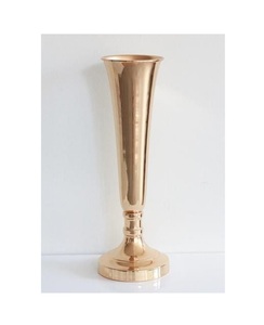 Vase à fleurs en laiton doré fait main, design attrayant, forme ronde, fabriqué en Inde - Product Image 2