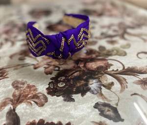 Diademas anudadas de moda hechas a mano más vendidas para mujer accesorio de moda de la India - Product Image 4