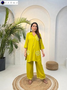 Kurti Moderno de Rayón Hecho a Mano, Atuendo Étnico Elegante para Universidad, Oficina, Hogar y Reuniones Sociales - Product Image 5