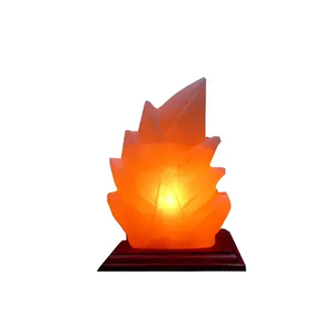 Lámpara de sal natural pura del Himalaya con forma personalizada, lámpara de noche decorativa para el hogar, artesanías naturales hechas a mano - Product Image 1