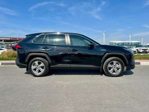 Neuf/Occasion 2024 pour TOYOTA RAV4 RHD Hybride SUV Automatique 4x4 Noir Option Essence Feux LED - Product Image 4