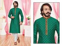 Dernière collection Maruti Fashion MF170 : Ensemble kurta pyjama en coton pour homme, look superposé élégant, idéal pour les mariages et les fêtes d'hiver.