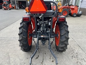 Tracteur à conducteur marchant 40 CV LX3520DTN 2025 avec pompe et moteur à boîte de vitesses - Product Image 4