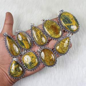 จี้พลอยเนลไลท์สีเหลืองธรรมชาติสร้อยคอจี้อัญมณีขัดเงาเรียบดีไซน์แบบคอลเลตต์ - Product Image 1