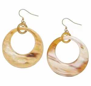 Boucle d'oreille en corne naturelle de haute qualité pour femme boucle d'oreille bijoux en corne utilisation quotidienne naturelle buffle par l'artisanat en croissant - Product Image 3