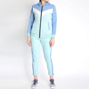 Chándales de algodón y poliéster de secado rápido de manga larga para mujer, venta al por mayor, ropa de mujer de talla grande con patrón sólido de invierno - Product Image 1