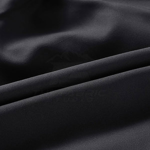 Shorts décontractés pour hommes, coupe classique, confectionnés en tissu mélangé de coton doux, offrant une respirabilité confortable pour un usage quotidien - Product Image 5