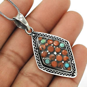 Ensemble de bijoux en gros, serti de pierres, chakra racine, pendentif bohème unique et élégant avec argent sterling 925 massif, pierres précieuses corail et turquoise - Product Image 3