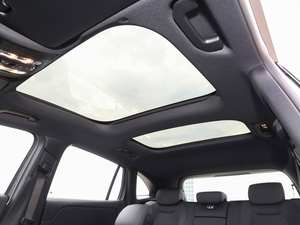 SUV de Lujo EQA260 4WD 2022 con 619 KM de Autonomía, Auto Eléctrico Rápido de Nueva Energía, Autonomía NEDC de 201-300 km, Batería de 50-70 kWh - Product Image 5