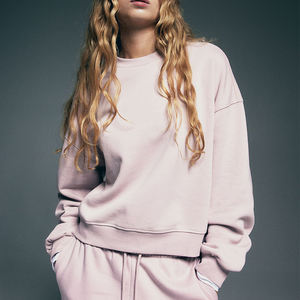 Personnalisé 500gsm 100% Coton Polaire Pull À Manches Longues Ras Du Cou Femmes Sweat-shirt avec Badge Décoration Chaleur Sensation Pour L'hiver - Product Image 2