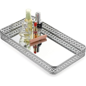 Plateau de service multifonctionnel élégant et durable en métal et cristal, idéal pour les boissons et les collations du Ramadan, design moderne et élégant - Product Image 6