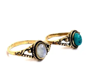 手工绿松石椭圆形宝石波西米亚设计女性时尚饰品黄铜月光石戒指礼品