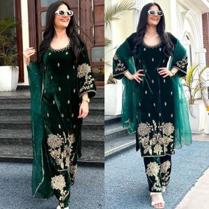 Pantalon haut en viscose velours design élégant et filet papillon Dupatta avec broderie lourde idéal pour les mariages et les célébrations de filles - Product Image 1