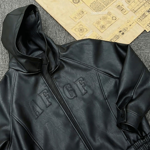 OEM โลโก้ที่กําหนดเอง 3d ลายนูนแจ็คเก็ตคุณภาพสูงสําหรับผู้ชายที่กําหนดเองเบสบอล Bomber Varsities หนังเสื้อกันหนาวหมวกแจ็คเก็ต - Product Image 2