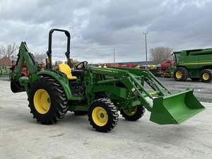 Tractor 4x4 de Alta Calidad Jon Deere 4044M 2023, 43HP, el Mejor Retroexcavadora para Agricultura, Incluye Bomba, Motor, Engranaje y Núcleo - Product Image 2