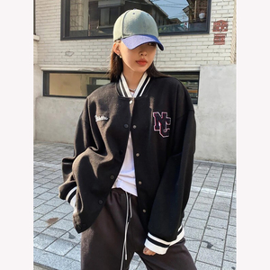 Veste de baseball varsity personnalisée pour femmes en cuir de mouton respirant, design tendance, prix de gros OEM ODM - Product Image 6