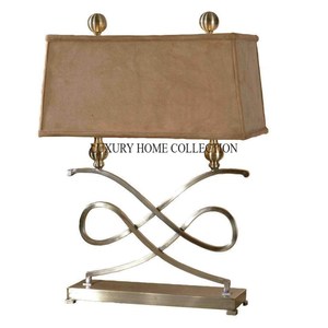 Lámpara de pie de mesa de metal antiguo, decorativa ecológica con artesanía victoriana clásica, acabado rico en pátina - Product Image 4