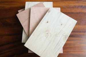 Style de conception moderne de haute qualité 8-18mm pour la colle E0/E1/E2 de matériel de peuplier de pin de feuille de contreplaqué marin pour l'entrepôt de meubles - Product Image 3