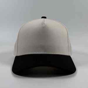 Casquette de baseball réglable à 5 panneaux en sergé de coton de haute qualité, respirante, imperméable, douce et confortable, en tissu personnalisable avec logo - Product Image 4