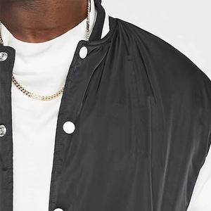 Chaqueta Bomber Varsity de Lona con Logotipo Bordado Personalizado de Estilo Urbano OEM, Fabricante de Chaquetas de Béisbol Universitarias, Transpirable, de Alta Calidad para Invierno - Product Image 4