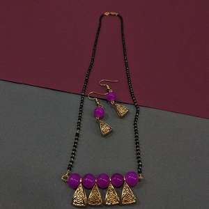 Kriaa Pink Beads Pearl Mangalsutra 1503016F Elegante pulsera de cuentas finas - Product Image 1