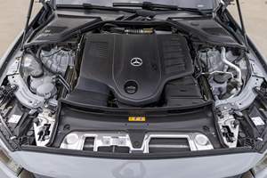 2024 E450 4Matic, Motor Híbrido Turboalimentado para Todo Terreno, Tracción en las Cuatro Ruedas, Color Gris Alpino de Fábrica - Product Image 6