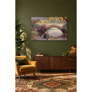 Impression sur toile : Couple Fida s'embrassant dans un bateau sous un pont en pierre - Product Image 1
