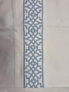 Almohadas de algodón bordadas a mano de nuevo diseño para hoteles Pedidos personalizados Bienvenidos - Product Image 2