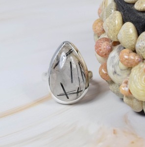 Anillo de Plata de Ley 925 Rutilo negro Anillo de piedras preciosas de Plata de Ley 925 Piedra NATAL DE ENERO Piedra preciosa de pera suave Regalo para ella - Product Image 2