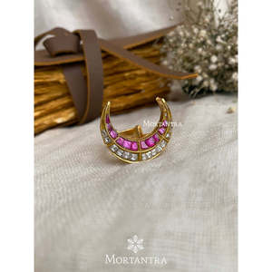 แหวนทองชมพูโรแมนติก ชุบทองเหลือง ประดับเพชรคันดันและเซอร์คอน รุ่น TJ-R43WP-18K ฝังแบบไมโครอินเลย์ - Product Image 1