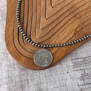 Perles Sterling 20 Pouces Collier 4mm Main Strung Élégant En Argent Sterling Bijoux Faits À La Main Cadeau Pour Les Femmes - Product Image 1