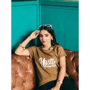 Camisetas manga corta en relieve-Hustle - Product Image 3