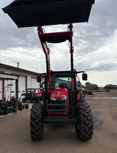 Tractor Massey Ferguson 399 Usado con Motor y Caja de Cambios Automáticos, 50 HP, Bajo Mantenimiento, Alta Durabilidad para Necesidades Agrícolas - Product Image 4