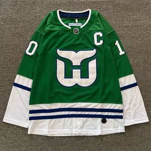 Maillot de hockey personnalisé OEM avec logo de l'équipe Vêtements de hockey sur glace, uniforme de hockey universitaire entièrement personnalisé - Product Image 2