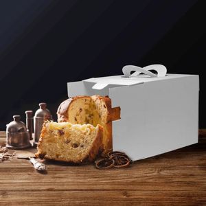 Boîte Chic Personnalisée pour Panettone 21x21x22 cm avec Laminage Brillant ou Mat et Gaufrage - Product Image 5