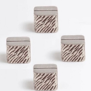 Soporte de tarjeta de Metal de Color gris de tendencia Soporte de decoración de mesa elegante para bodas y eventos Perfecto para proveedores de tarjeteros - Product Image 2