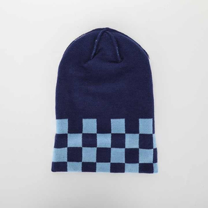 Venta al por mayor Unisex Invierno Beanie Sombreros Tamaño personalizado Acrílico Beanie Rhinestone 3D Bordado Diseño de personajes Sin puños Fabricante - Product Image 4