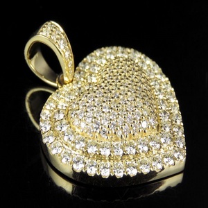 Pendentif cœur en diamant Moissanite plaqué or de luxe en argent S925 Cadeau de bijoux élégants pour femmes - Product Image 1