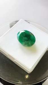 Naturel zambien vert émeraude 24.16cts ovale coupe AAA qualité IGI certifié lustre exceptionnel fabrication de bijoux meilleur raisonnable - Product Image 4