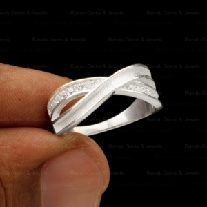 Anillo Minimalista de Plata de Ley 925 con Zirconia Infinita, Engaste de Bisel en Blanco para Piedras Preciosas o Cenizas, Superventas - Product Image 5